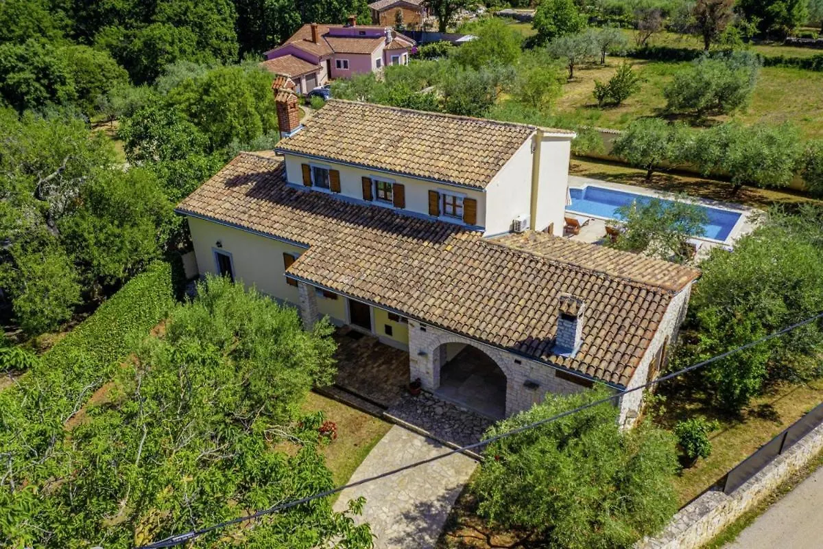 Villa Braidizza in Kavran  Krnica Hırvatistan